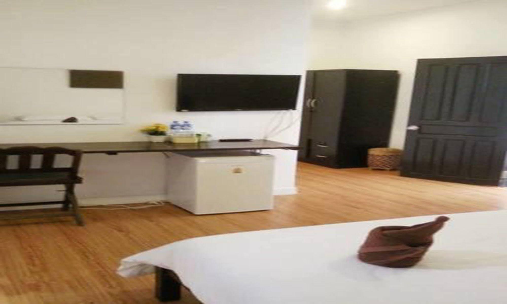Laos Haven Hotel Ванг-Виенг Экстерьер фото