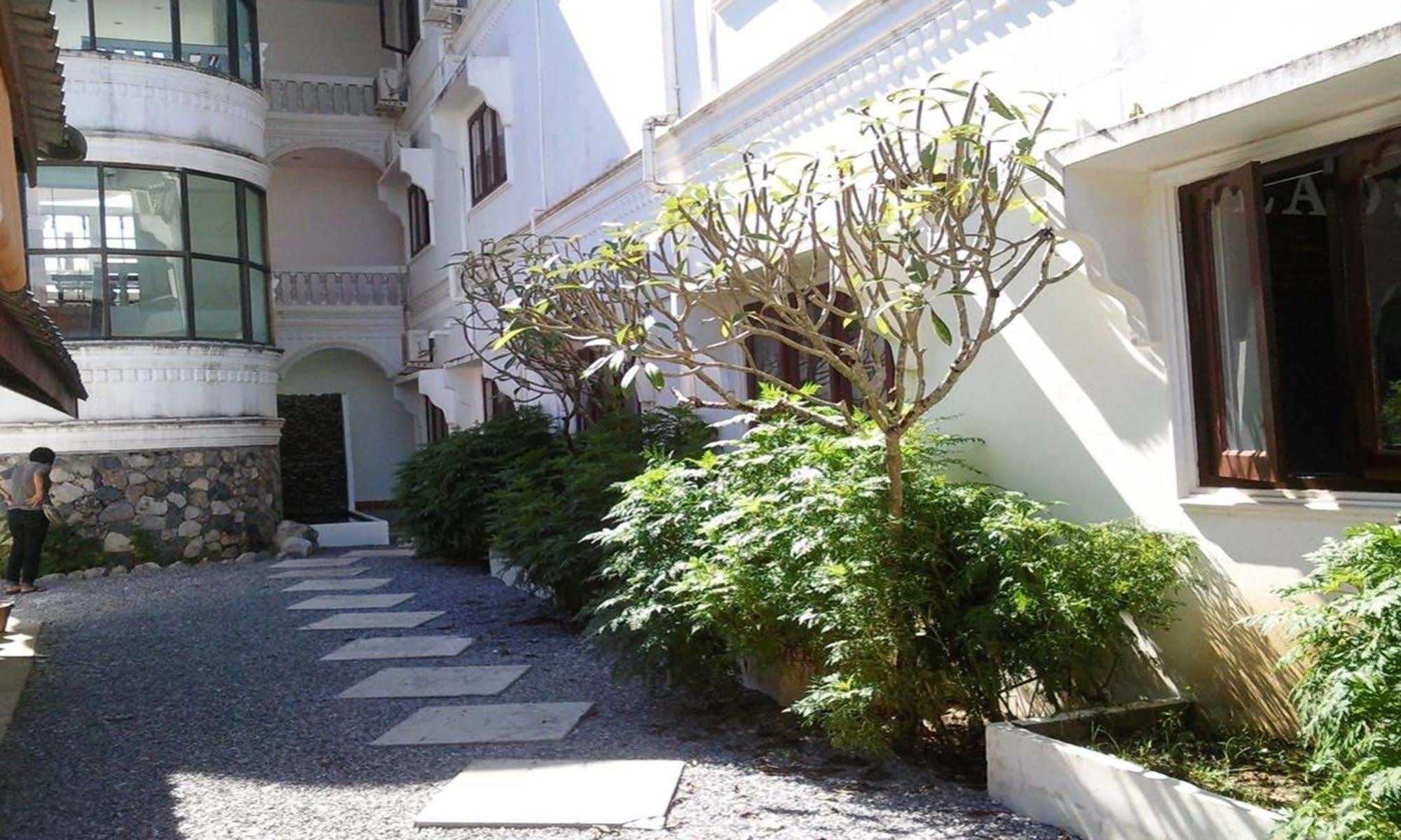 Laos Haven Hotel Ванг-Виенг Экстерьер фото